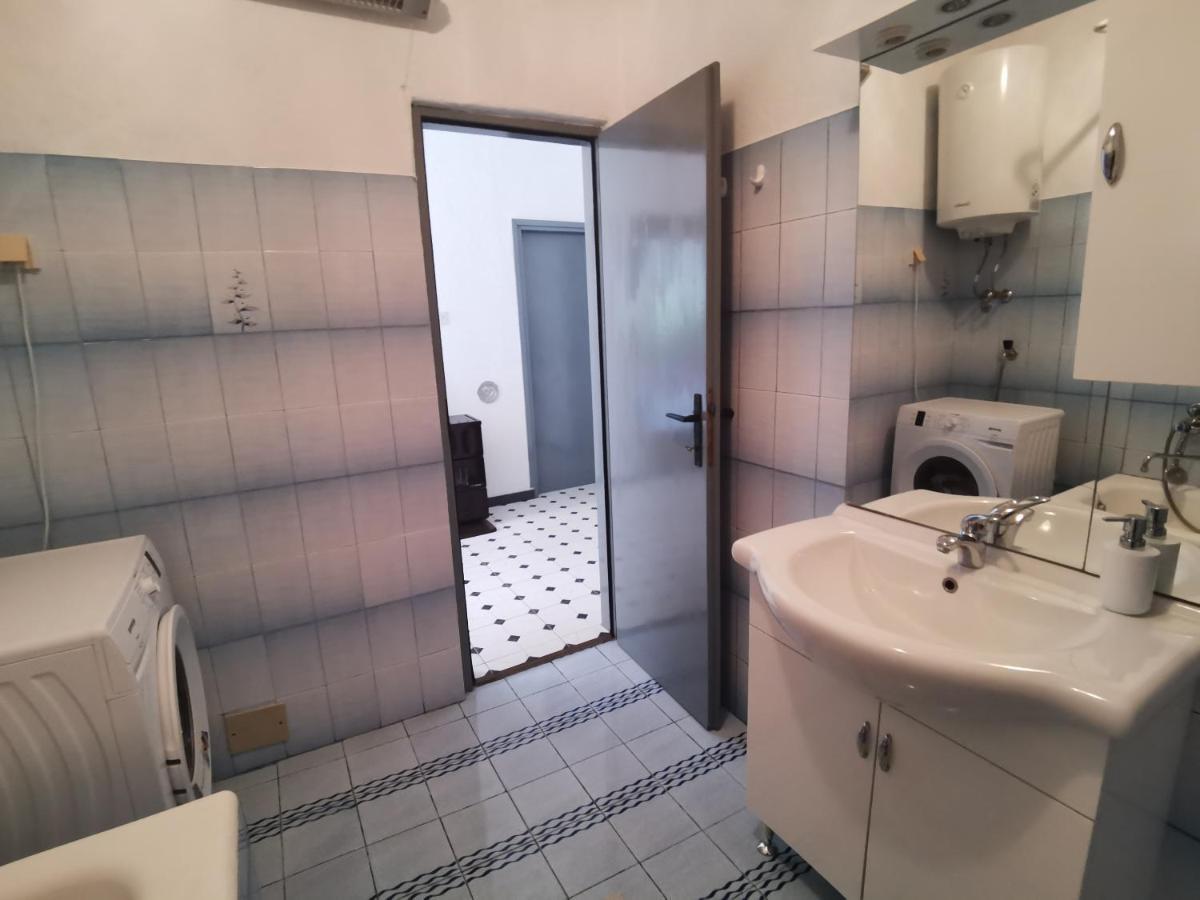 Deedee Apartment Senj  Esterno foto